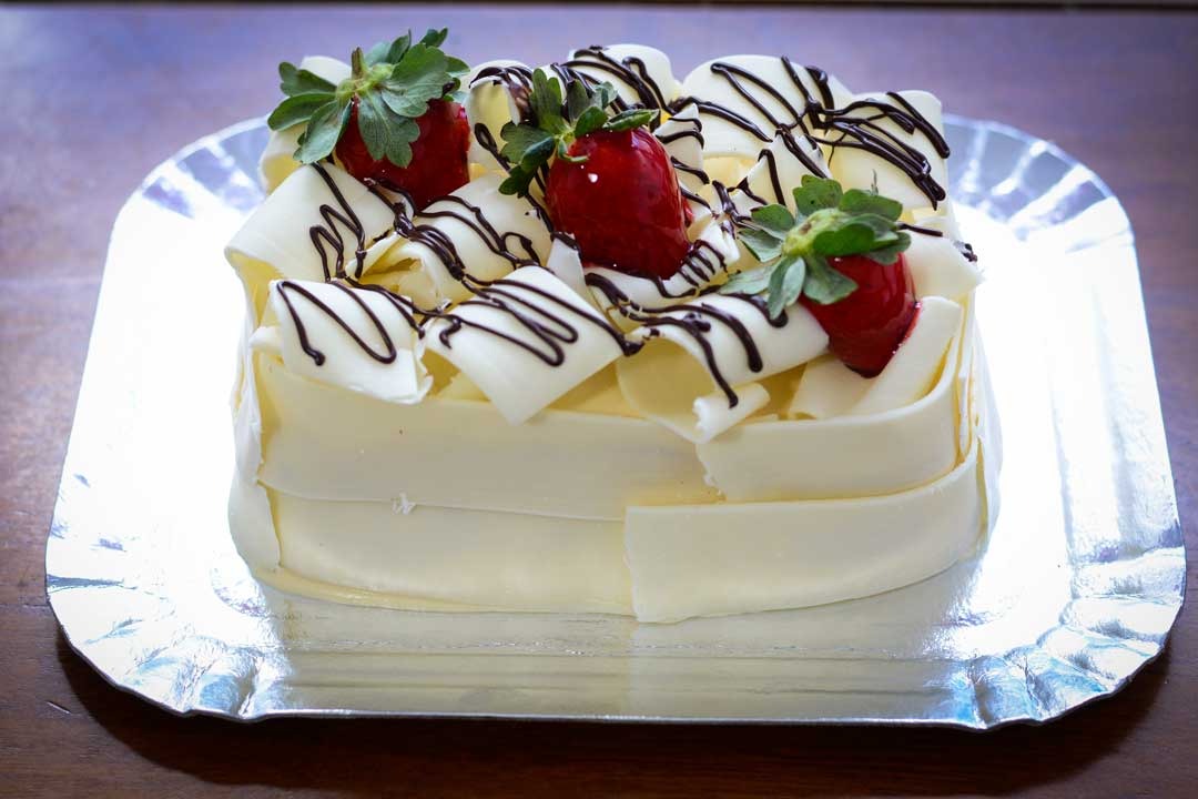 Bolo Leite Ninho com Creme de Avelã 3 Kg